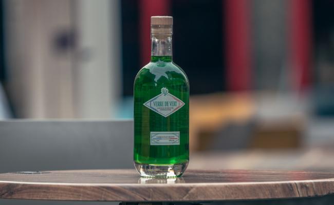 à propos de verre de vert